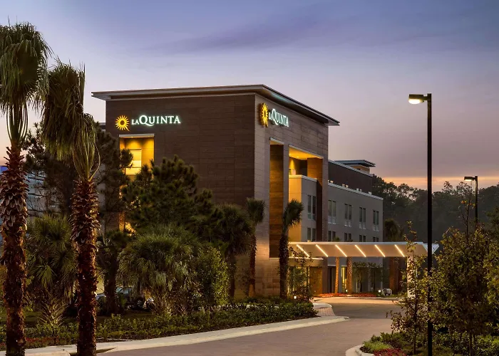 La Quinta Inn & Suites By Wyndham Orlando I-Drive Theme Parks