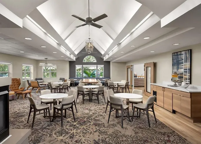Residence Inn By Marriott Orlando East/Ucf Area