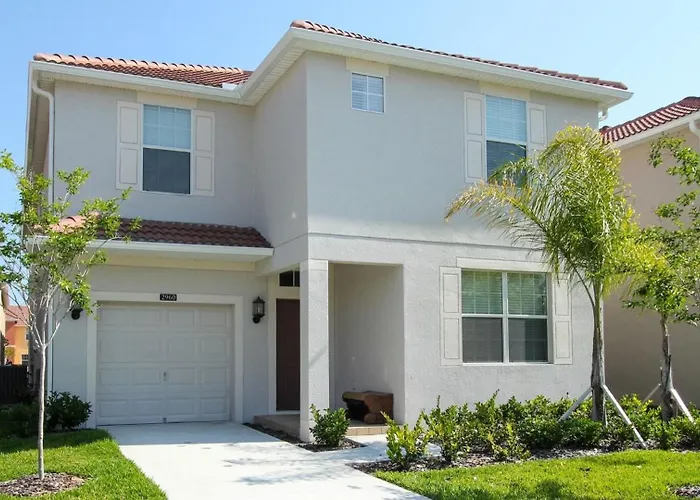 2960 Buccaneer Palm