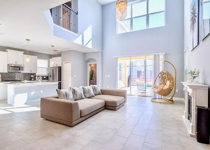 Luxury 5Br Home - Pool & Hot Tub - Near Disney