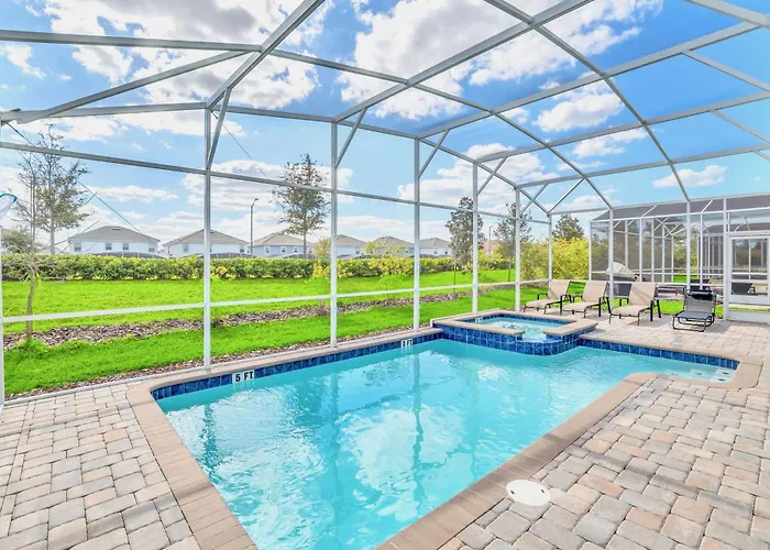 Stunning 8Br Home With Bbq Pool And Theater