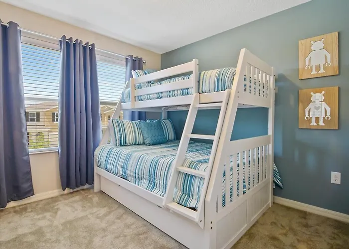 Four Bedroom W/ Gameroom 5152A