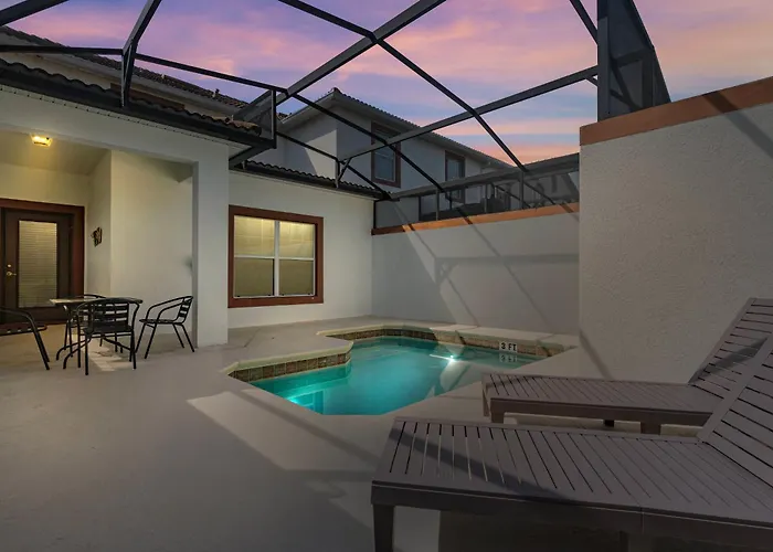 Amazing 5 Bedrooms 04Ba At Storey Lake Resort