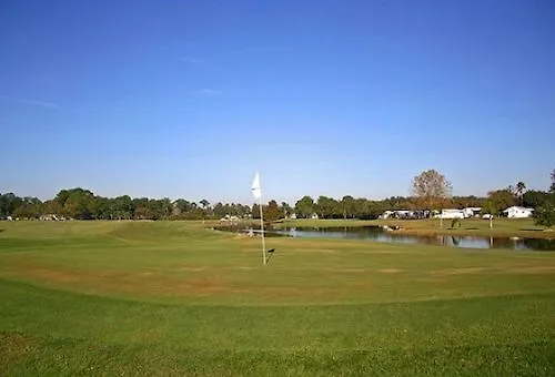 Clerbrook Golf & Rv Resort Caravan Park