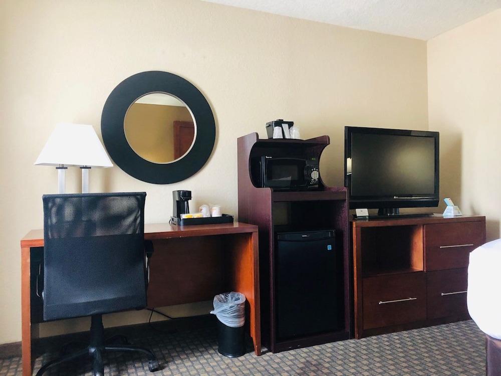 The At Heritage Park Motel 2*