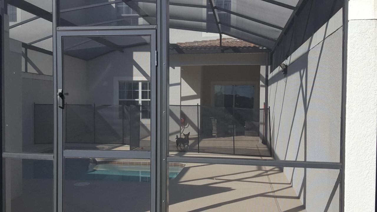Apartment 4 Bedroom Private Lakefront Town At Storey Near World Parks Kissimmee