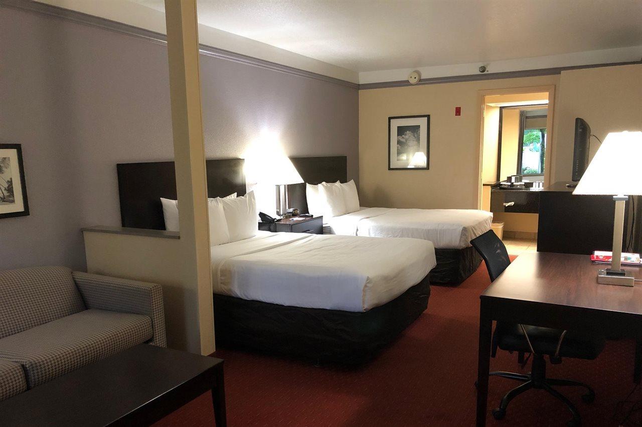 Hotel Maingate Garden 3*