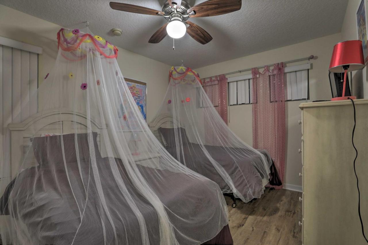 Disney-area Family With Private Pool!