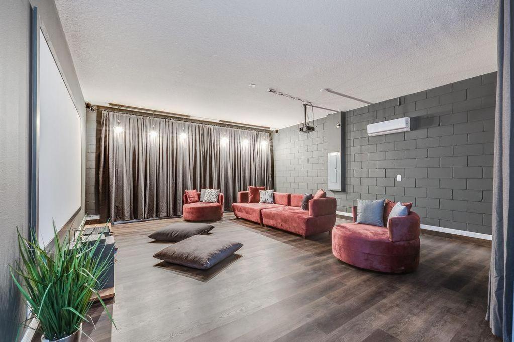 Holiday home Bsv1810 - Luxury 8 Bedroom 6 Bathroom In The Desirable Solara