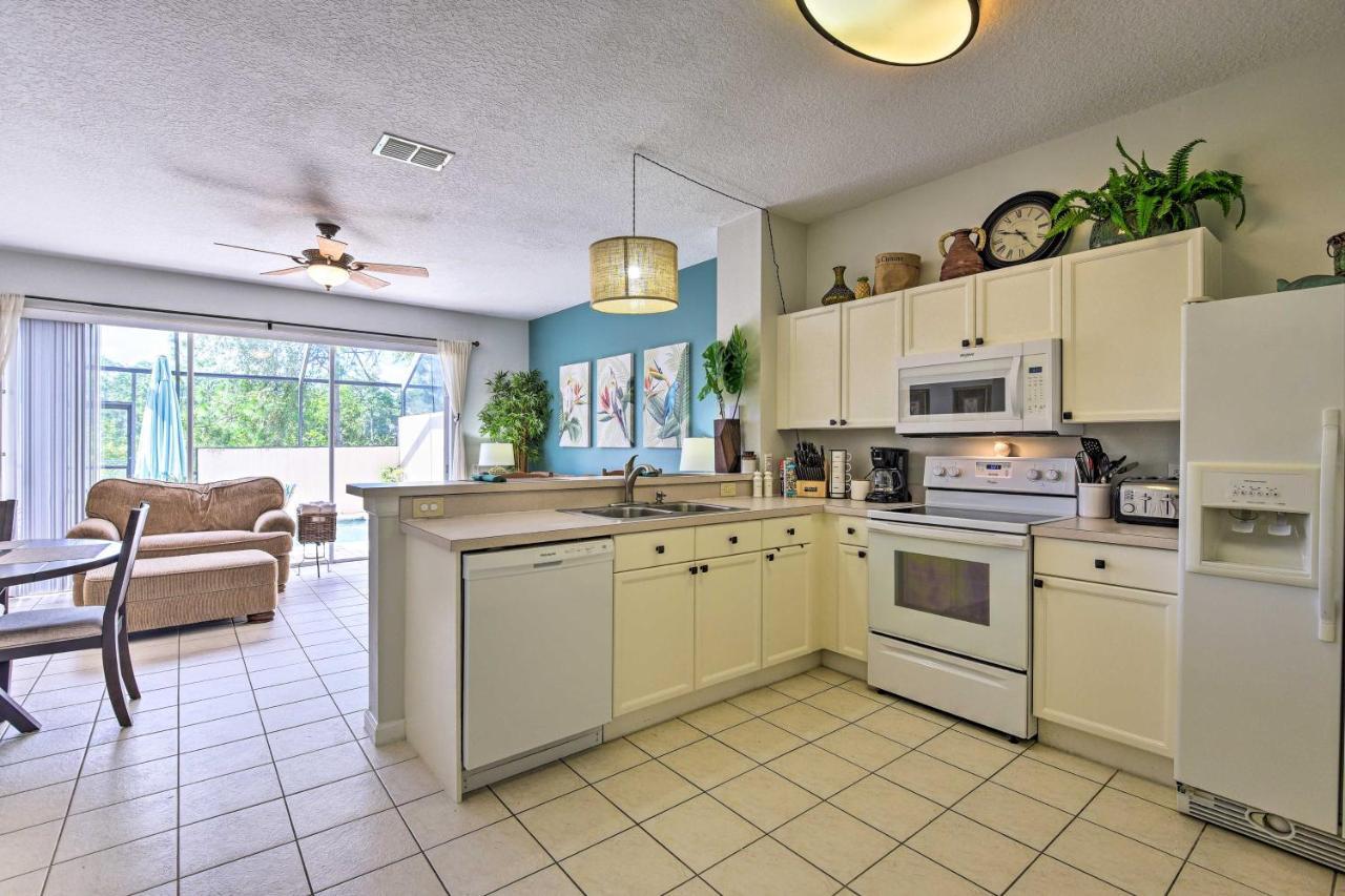 With Private Pool Less Than 3 Mi To Disney! Holiday home *