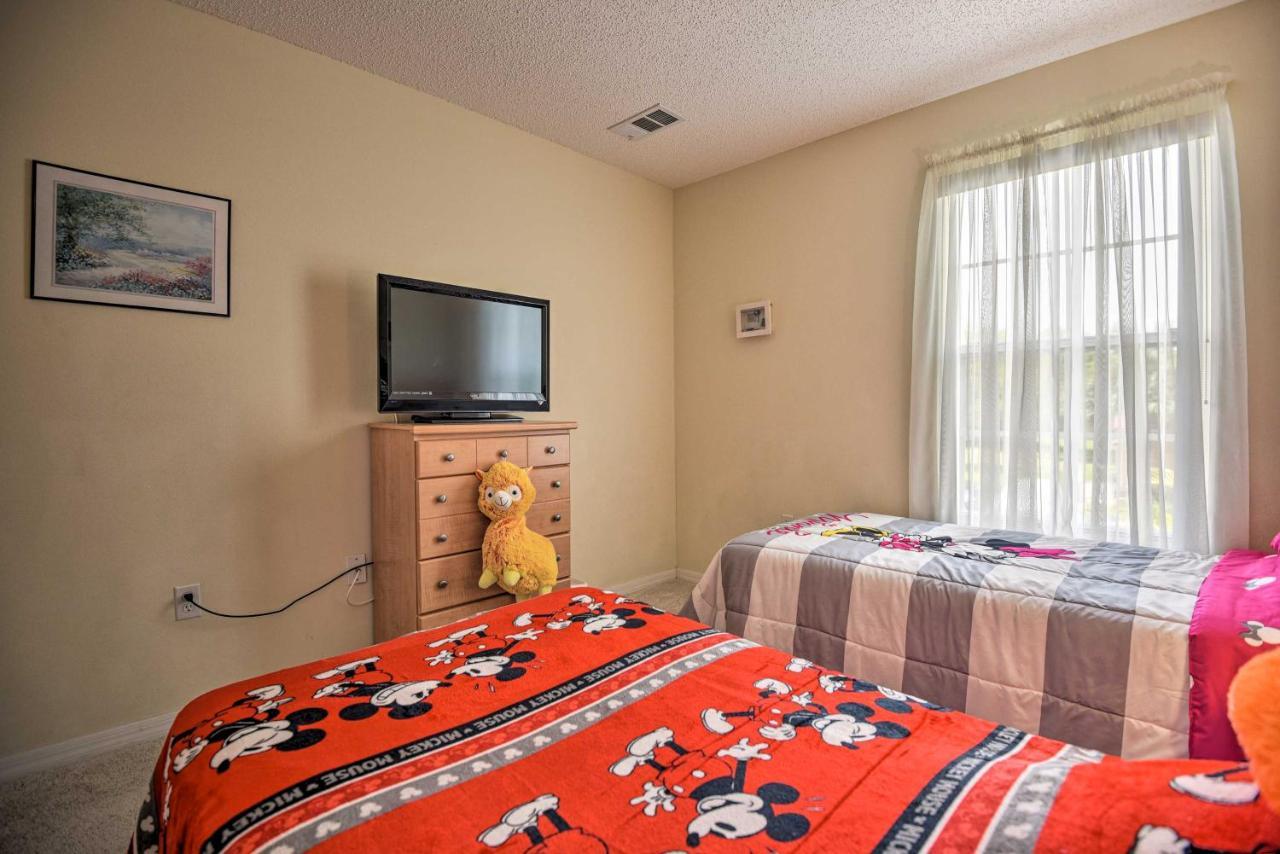 Townhome With Amenities 5 Mi To World *