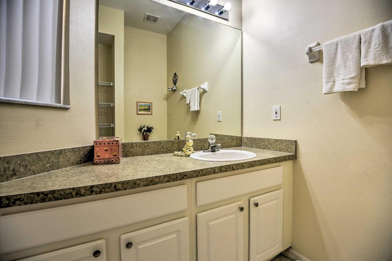 Townhome With Amenities 5 Mi To World Holiday home *