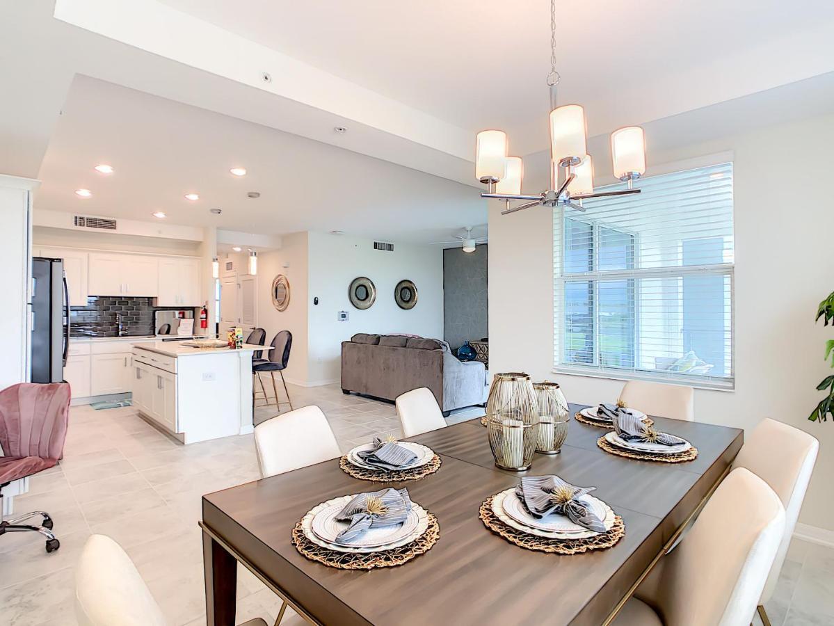 Splendid Thematic 2br With Waterpark Apartment