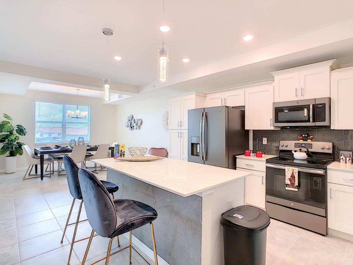 Splendid Thematic 2br With Waterpark Apartment Kissimmee