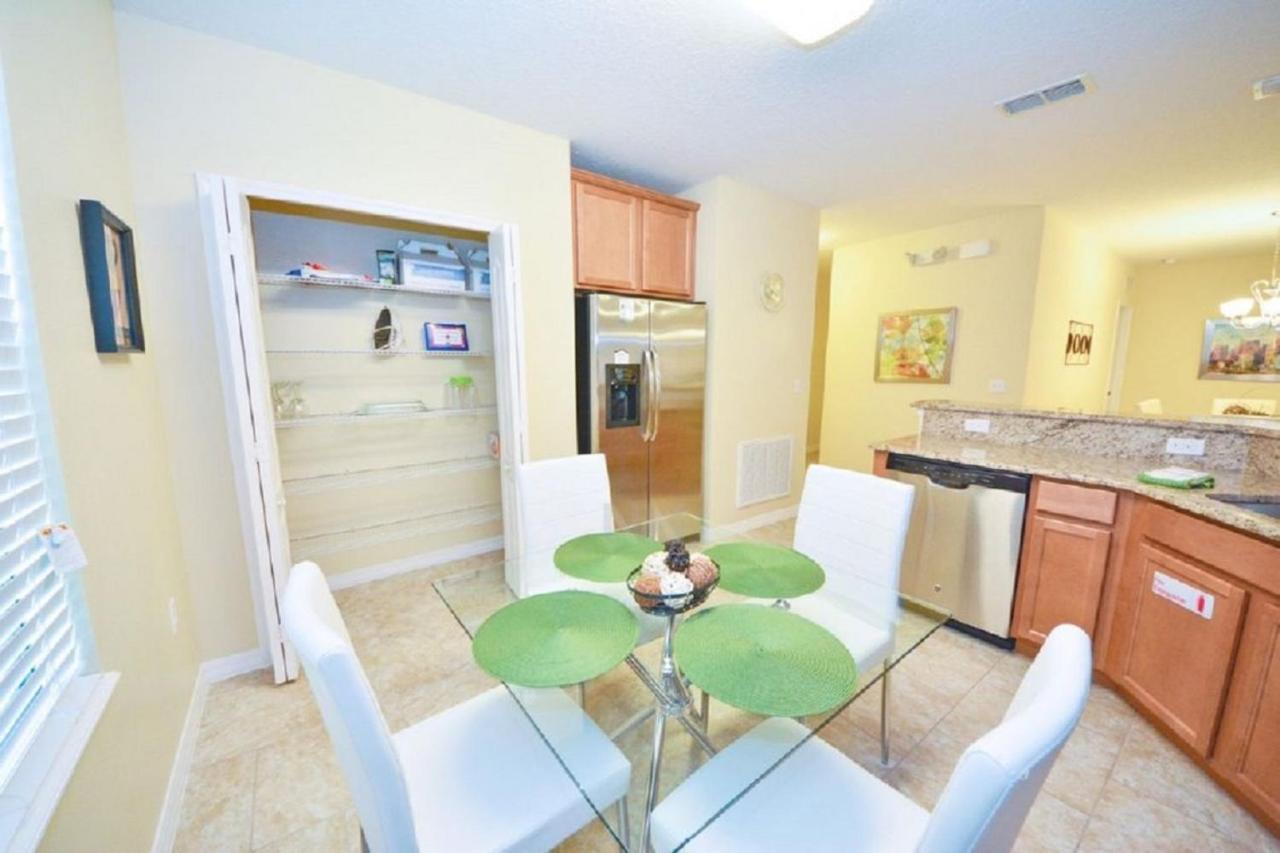 Make Memories With Your Family And Friends In Beautiful 1014 Loughman