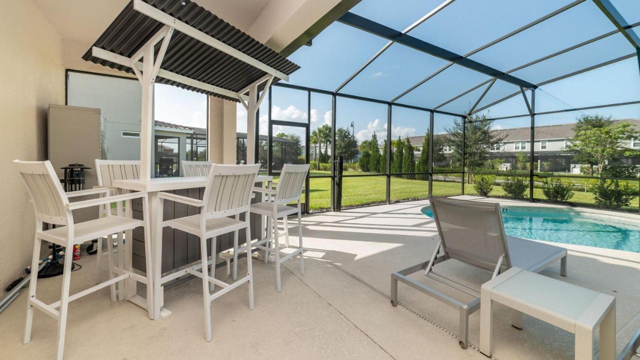 Solterra By Global Homes Holiday home