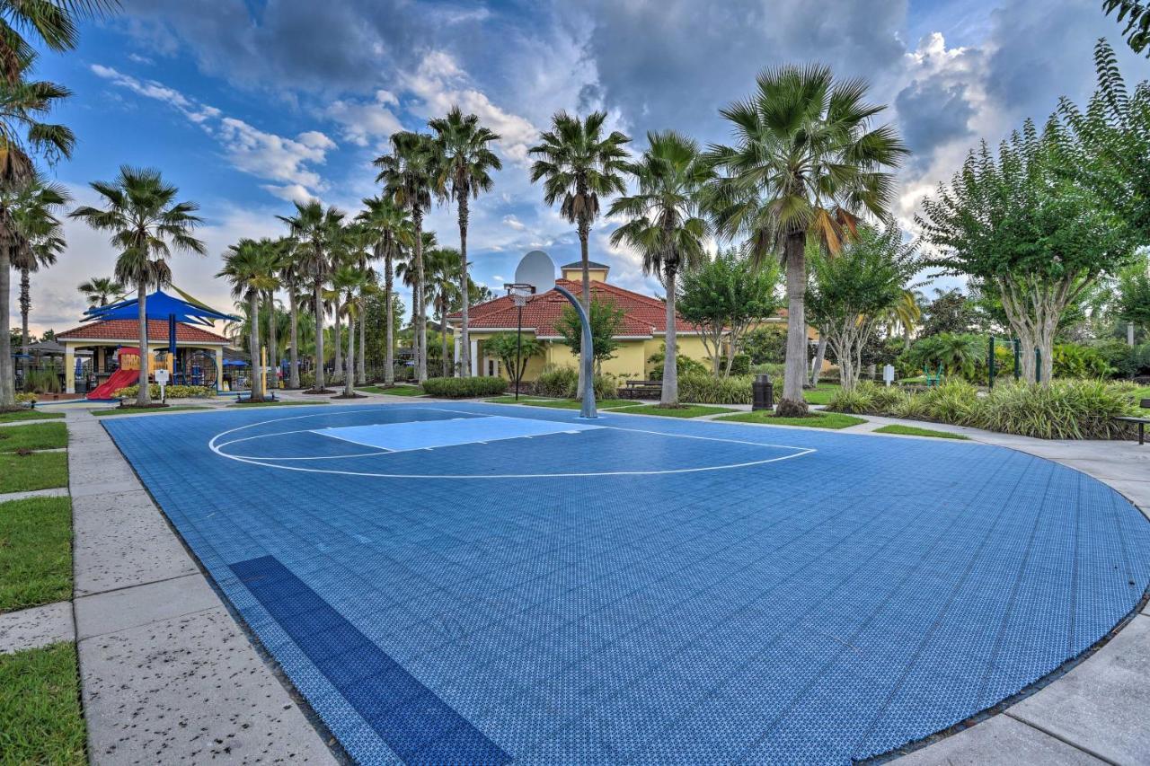 With Pool And Lanai 8 Mi To Disney! Villa