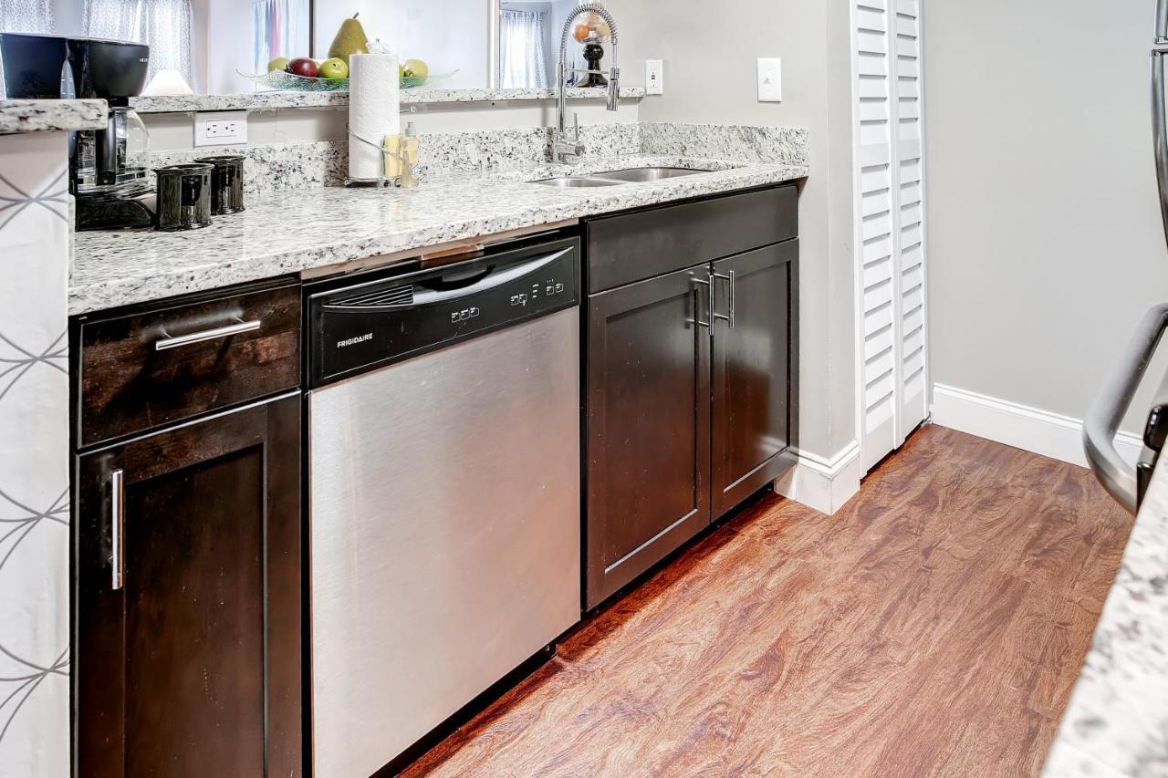 Apartment Getaway About 6 Mi To Disney World!