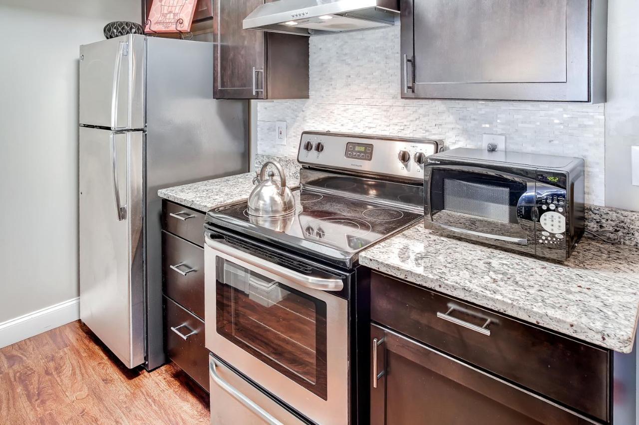Apartment Getaway About 6 Mi To Disney World!
