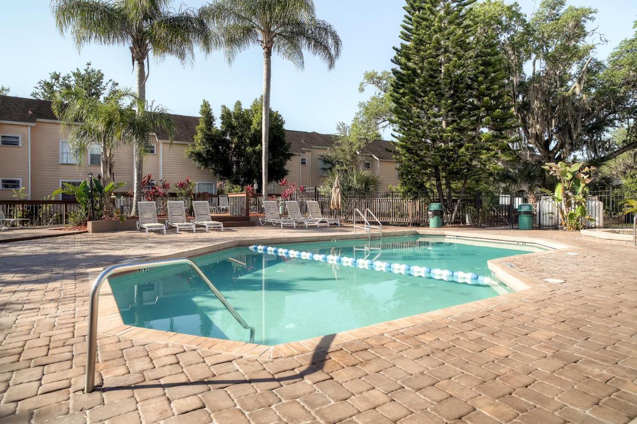 Apartment Getaway About 6 Mi To Disney World!