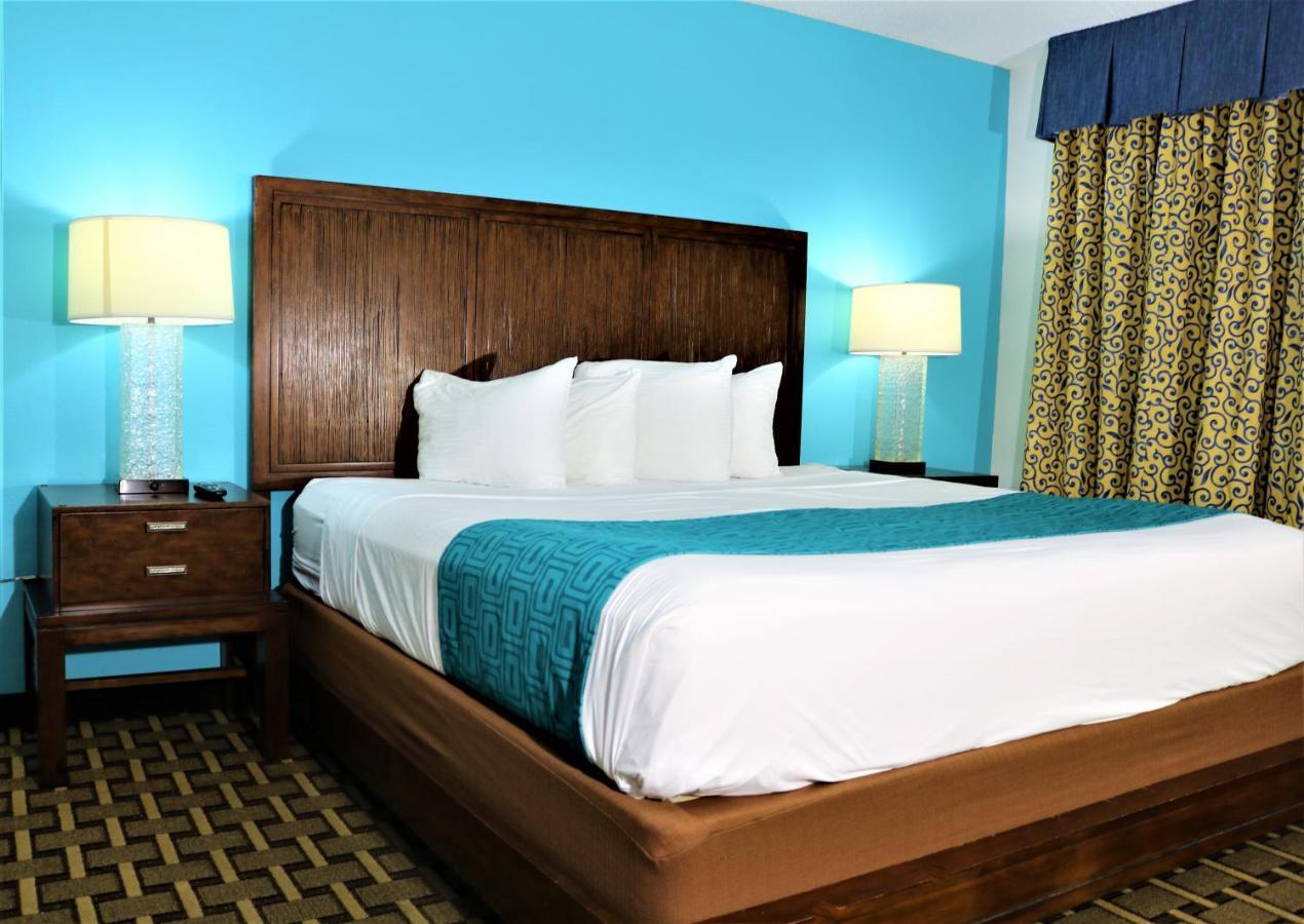 Howard Johnson By Wyndham Lake Front Park Motel 2*