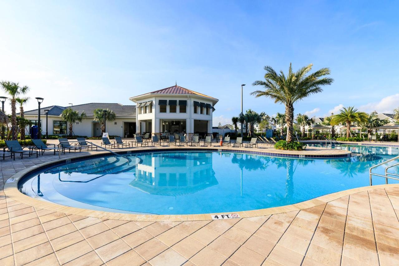 Lakeview In Storey By Diamond Villa Kissimmee