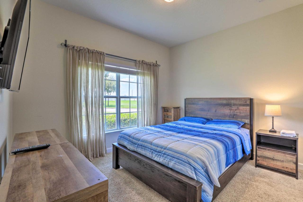 Deluxe Getaway Golf, Swim And Explore!