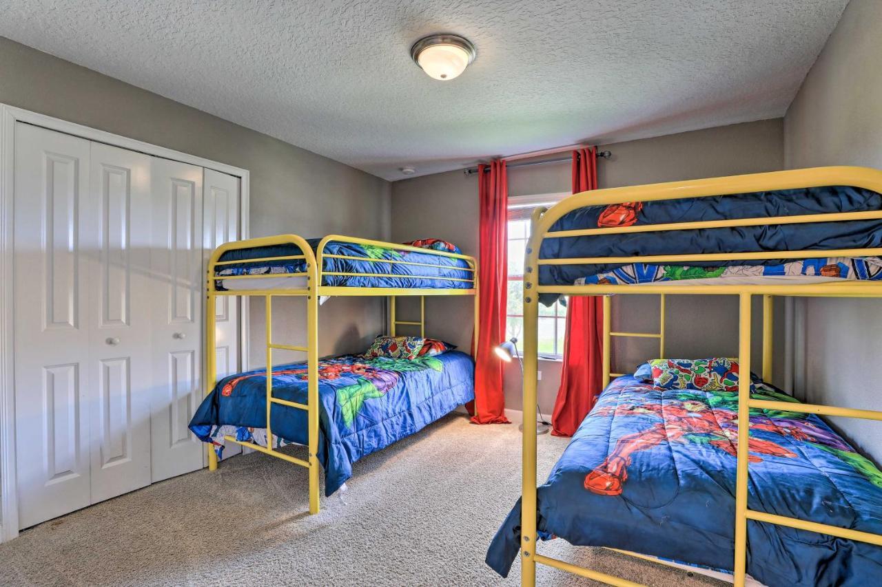 Deluxe Getaway Golf, Swim And Explore! Holiday home *
