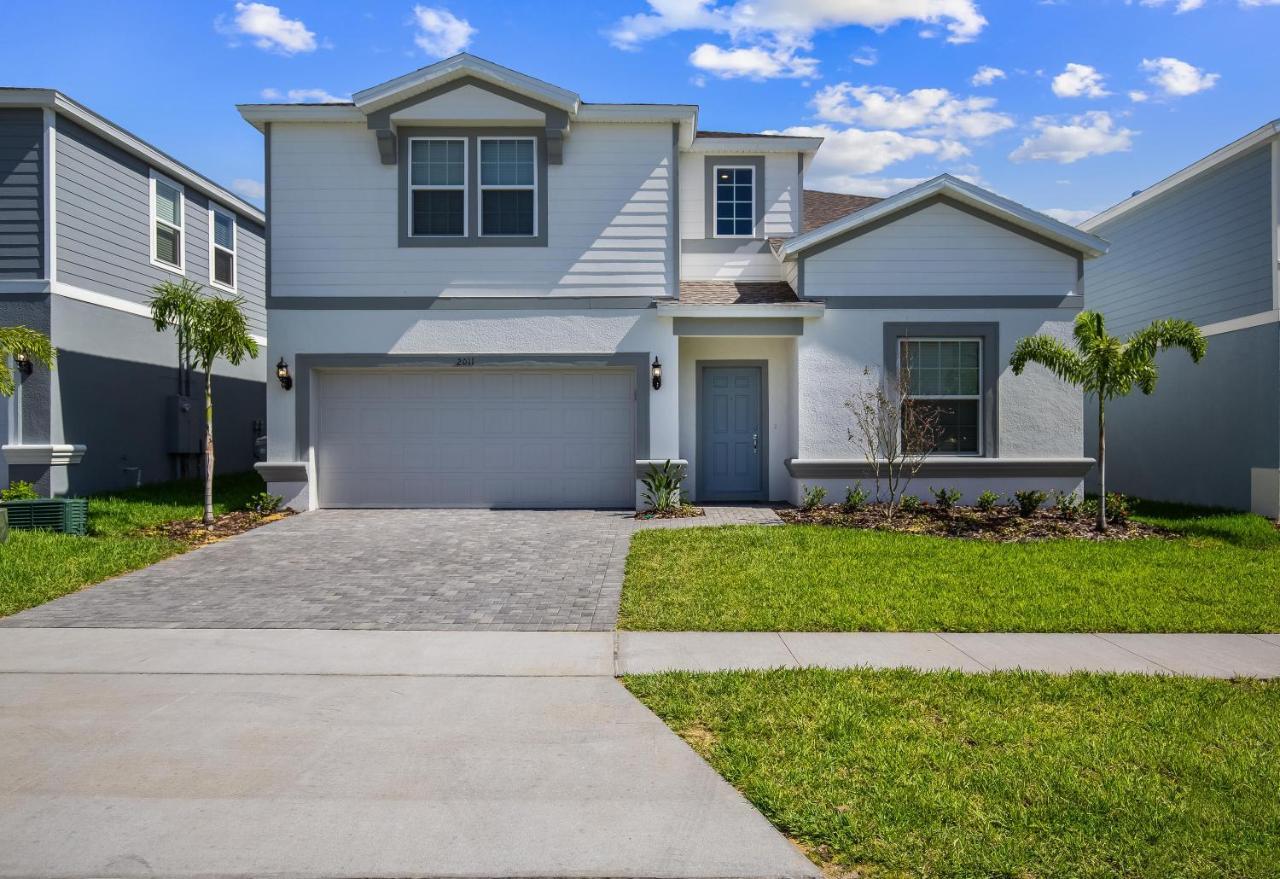 Villa Bsv2011 - Brand New 8 Bedroom 6 Bath Located In Windsor Island