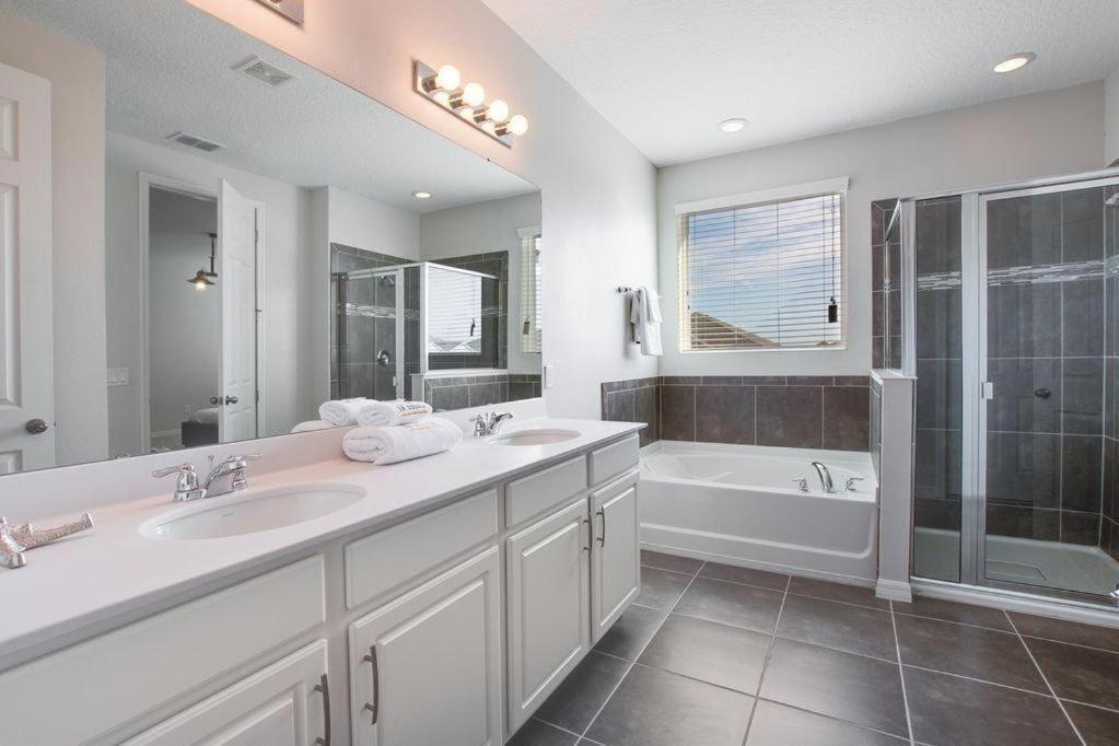 Bsv1841 Luxury 8 Bedroom 6 Bathroom In Solara Holiday home