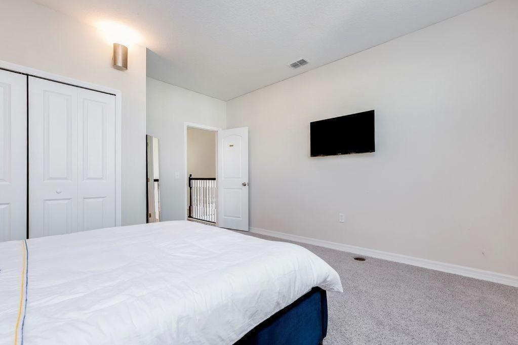 Bsv1529 - Luxury 7 Bedroom 5 Bathroom In The Desirable Solara *