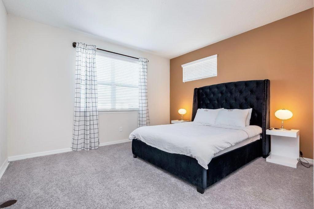 Bsv1529 - Luxury 7 Bedroom 5 Bathroom In The Desirable Solara *