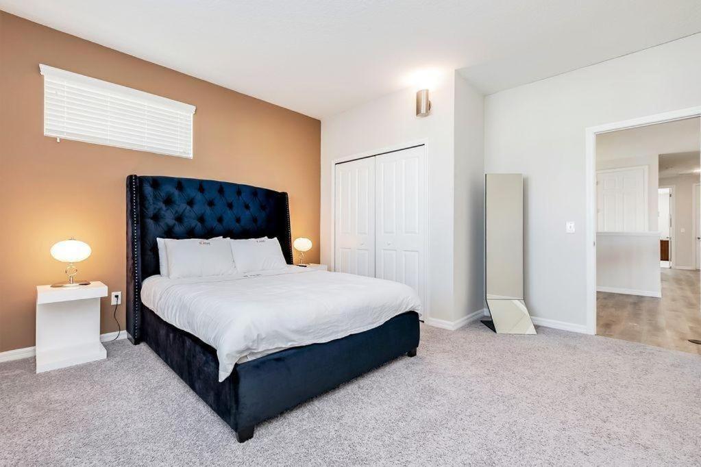 Bsv1529 - Luxury 7 Bedroom 5 Bathroom In The Desirable Solara Holiday home