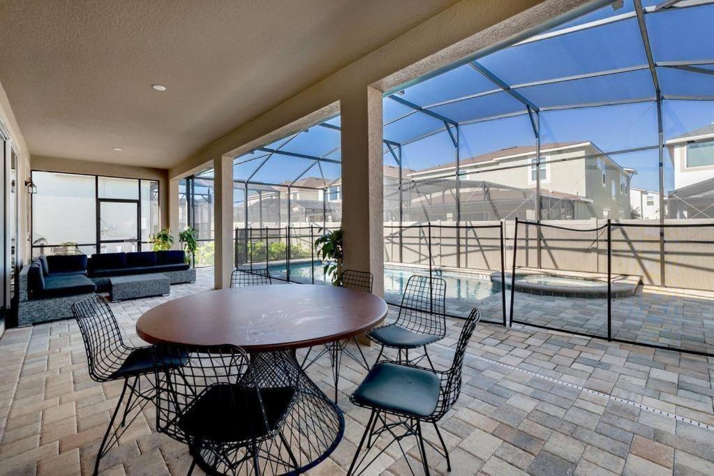 Bsv1529 - Luxury 7 Bedroom 5 Bathroom In The Desirable Solara Kissimmee