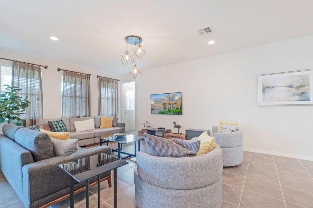 Bsv1841 Luxury 8 Bedroom 6 Bathroom In Solara *