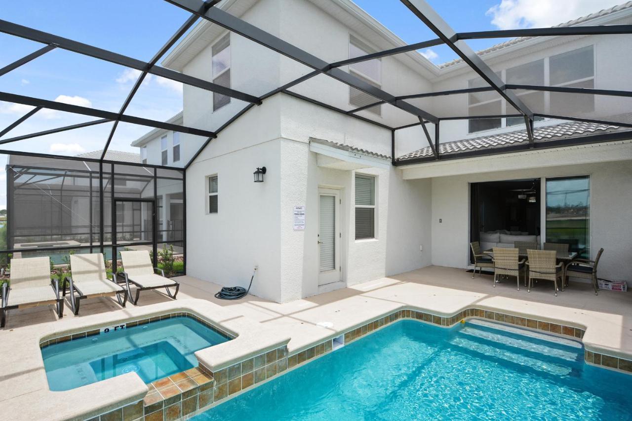 5br 5bath Pvt Bbq Pool 10min 3077ft Holiday home