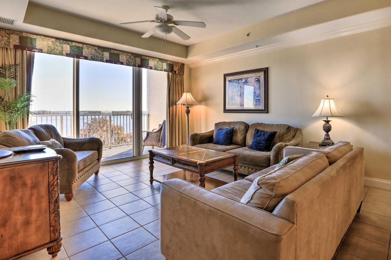 Apartment With Pool About 1 Mi To Disney!