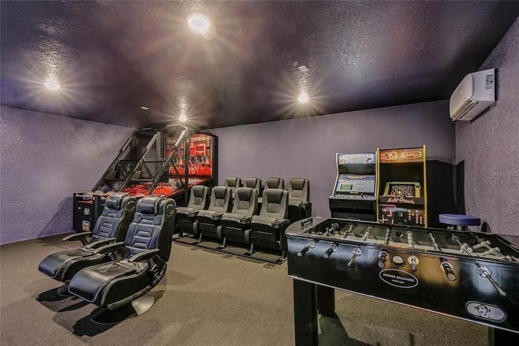 5 Bedrooms With In-law Reunion Pool, Spa, No Water Park