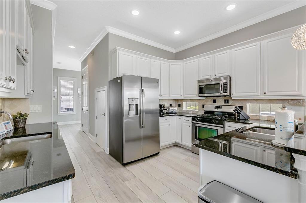 5 Bedrooms With In-law Reunion Pool, Spa, No Water Park Villa Kissimmee