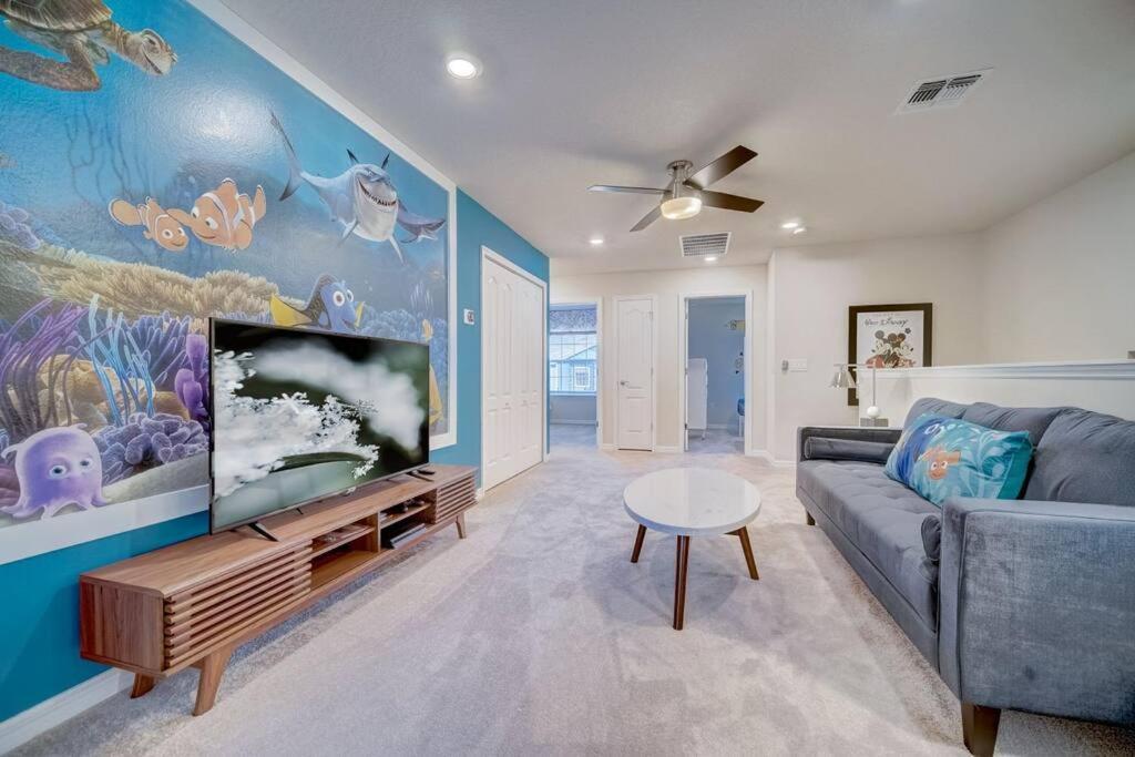 Amazing Vacation Townhome At Solterra - 20min From * Davenport