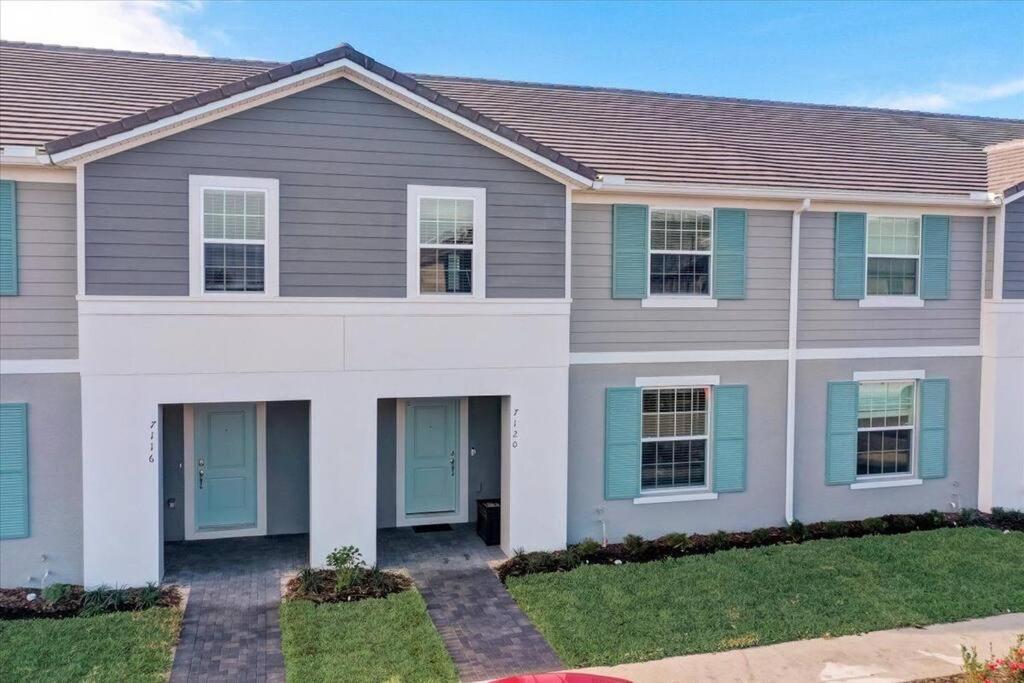 Holiday home Amazing Vacation Townhome At Solterra - 20min From *