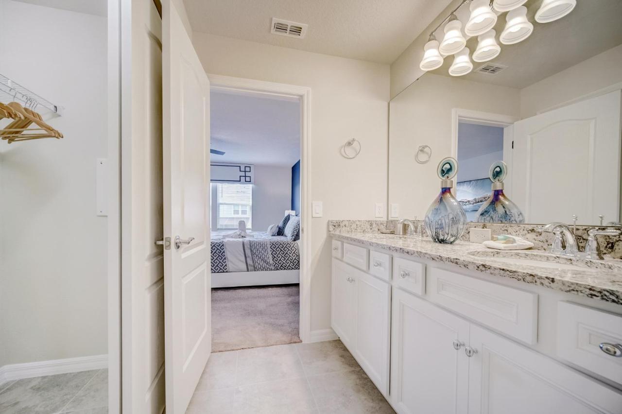 Amazing Vacation Townhome At Solterra - 20min From