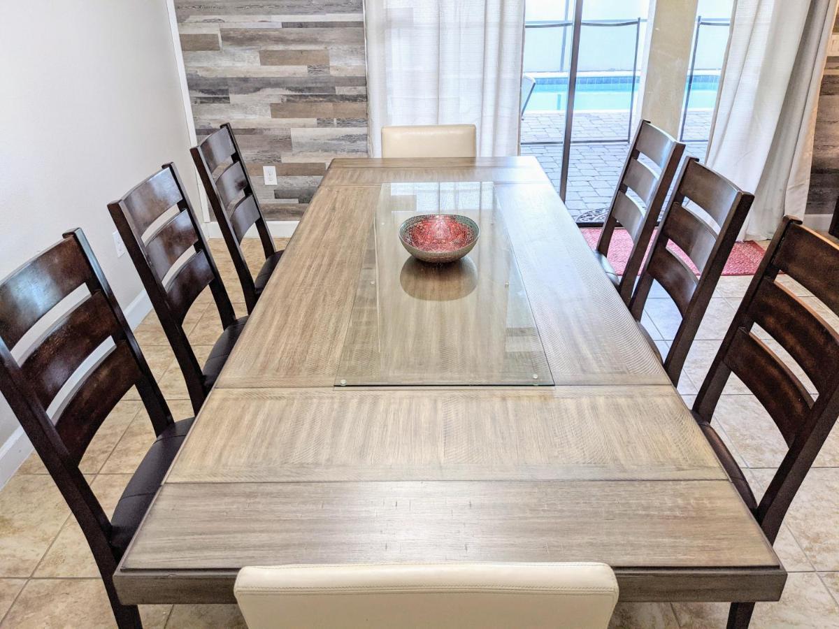 9br Luxury Near With Pool, Spa, Free Parking, Wifi, Waterpark *