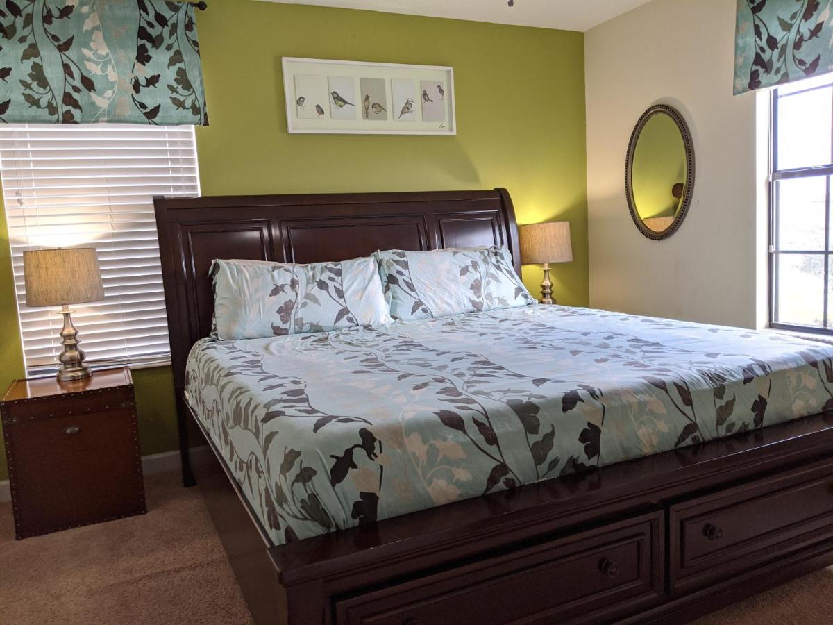 Villa 9br Luxury Near With Pool, Spa, Free Parking, Wifi, Waterpark