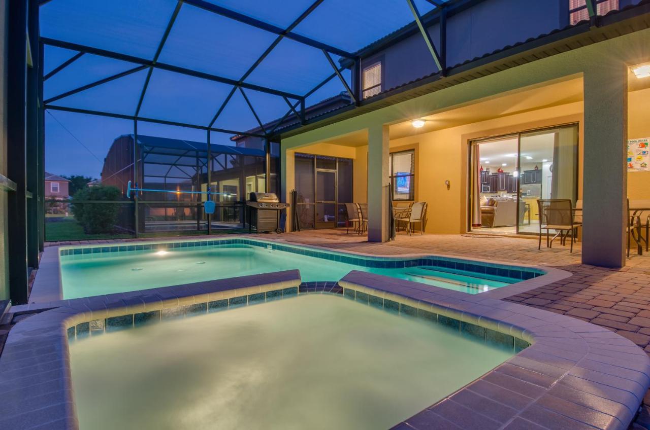 9br Luxury Near With Pool, Spa, Free Parking, Wifi, Waterpark Villa *
