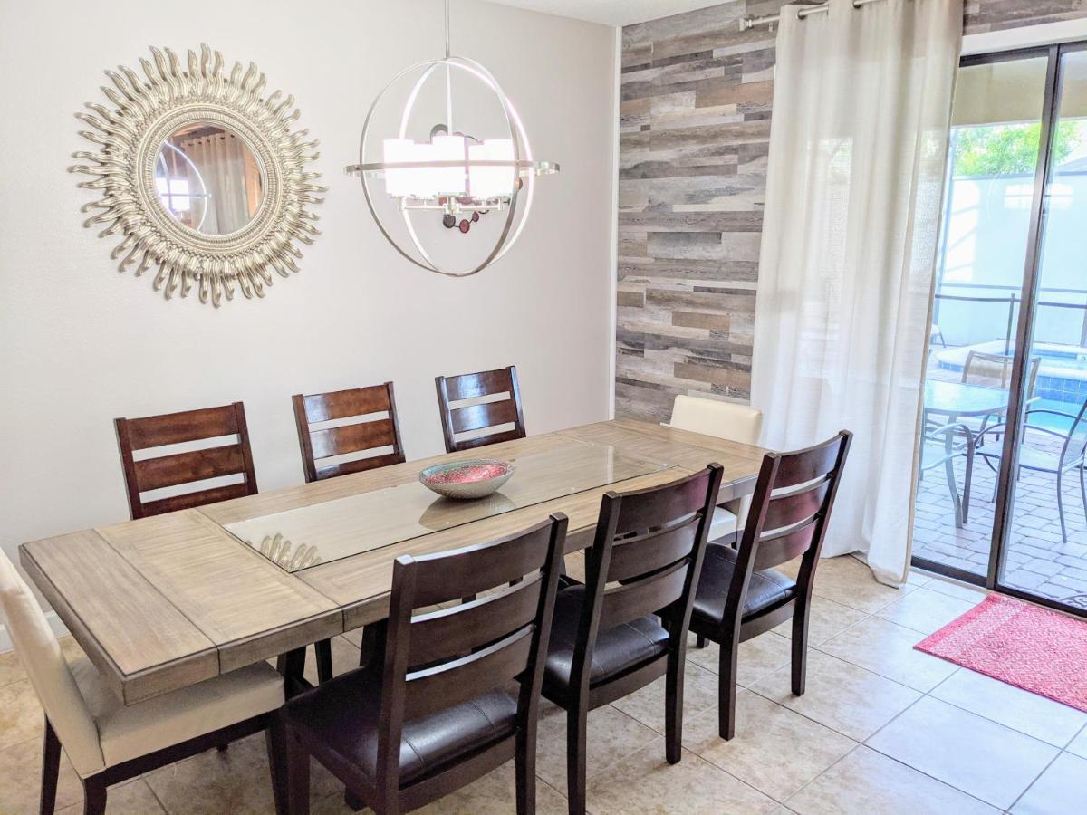 Villa 9br Luxury Near With Pool, Spa, Free Parking, Wifi, Waterpark *