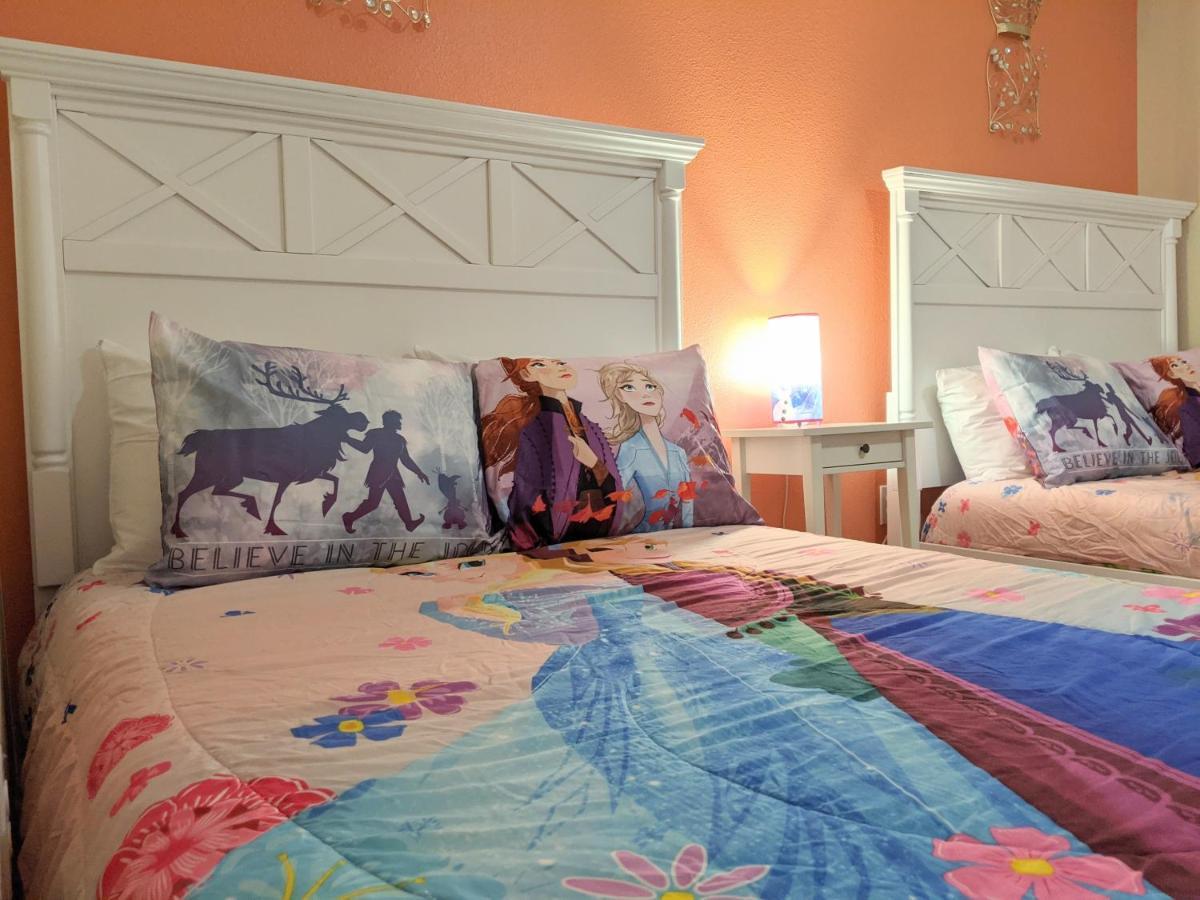 9br Luxury Near With Pool, Spa, Free Parking, Wifi, Waterpark
