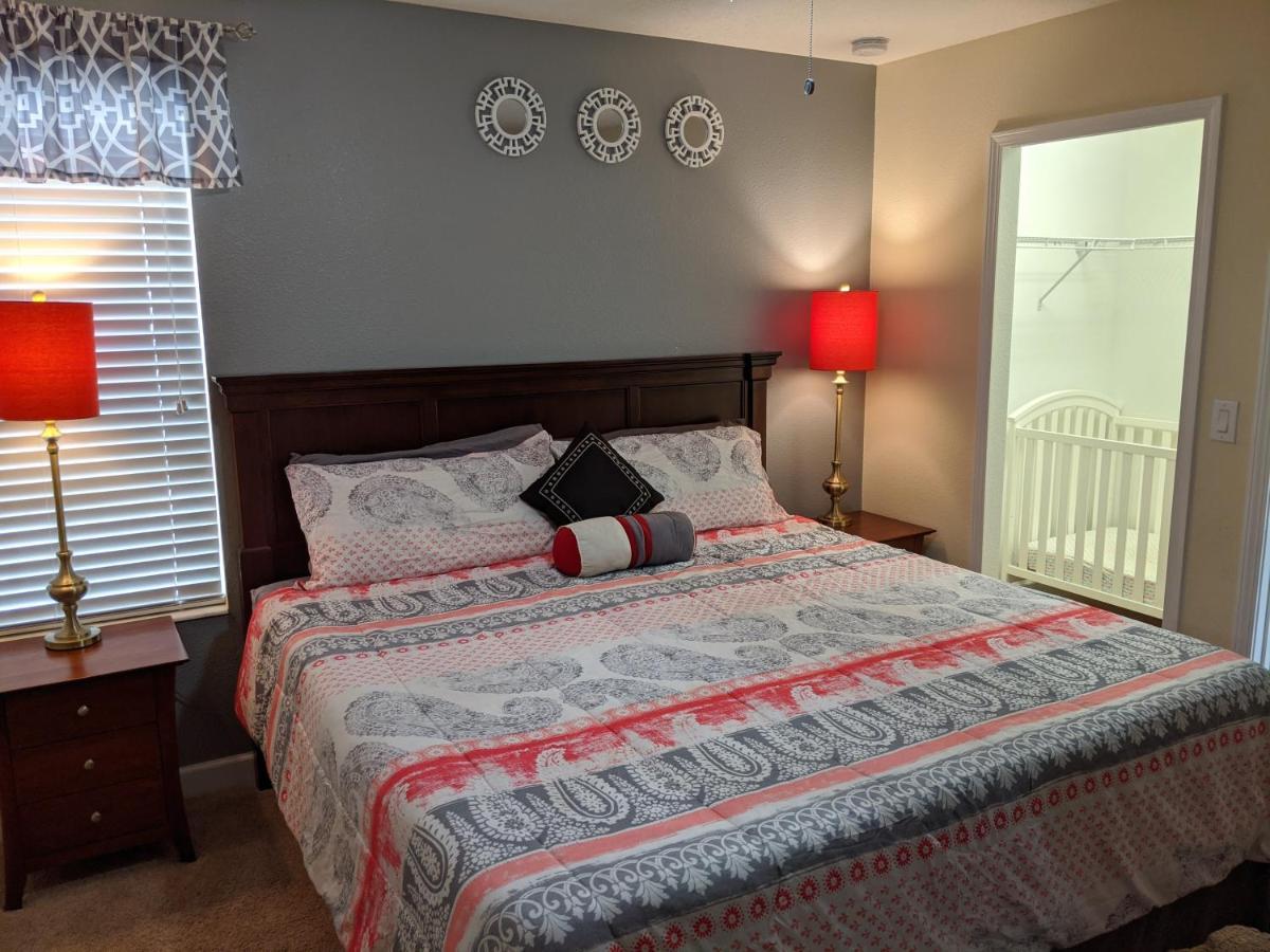 9br Luxury Near With Pool, Spa, Free Parking, Wifi, Waterpark Davenport