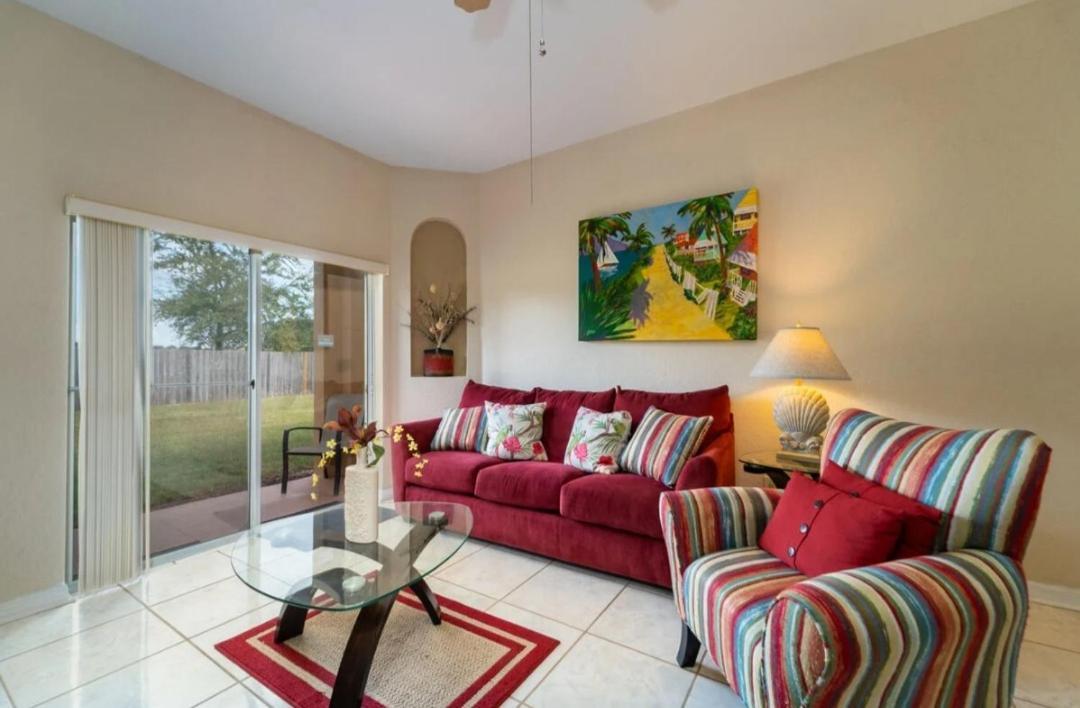 Relaxing Resort, Spacious Pool Near * Davenport