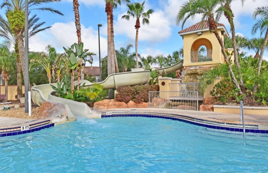 Relaxing Resort, Spacious Pool Near